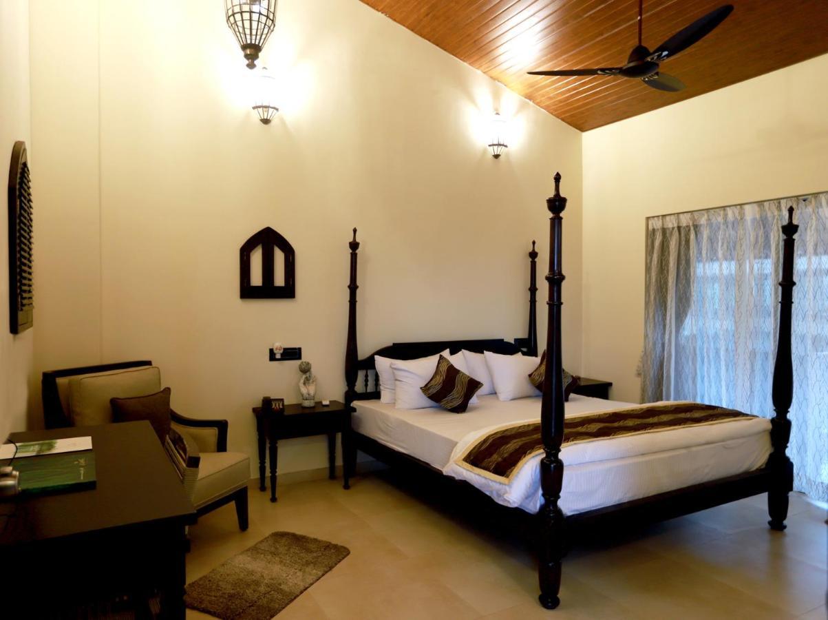Mastiff Grand La Villae Lonavala Extérieur photo